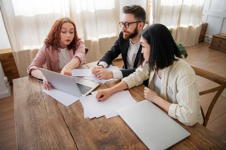 HMRC Reporting and Compliance for UK Expats