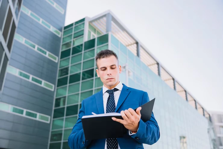 Structuring Dubai Property Ownership for UK Tax Purposes